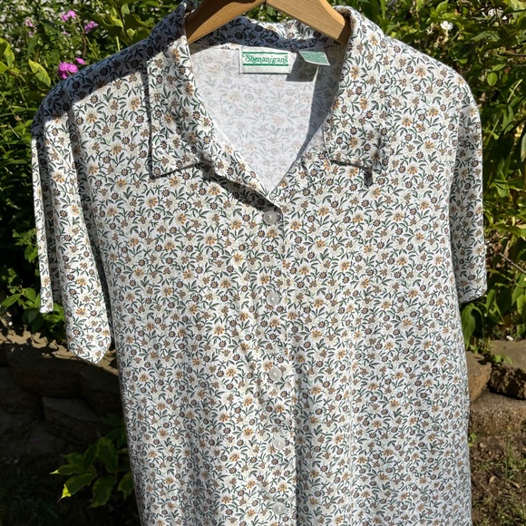 90s Floral Button-Up T-Shirt - Picture 1 of 9